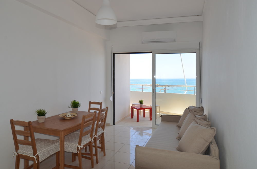 Kalamaki Apartments Bagian luar foto